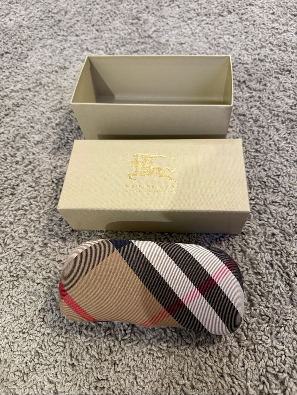 Burberry Plaid Sunglasses Case in Beige, Black and Red Accents